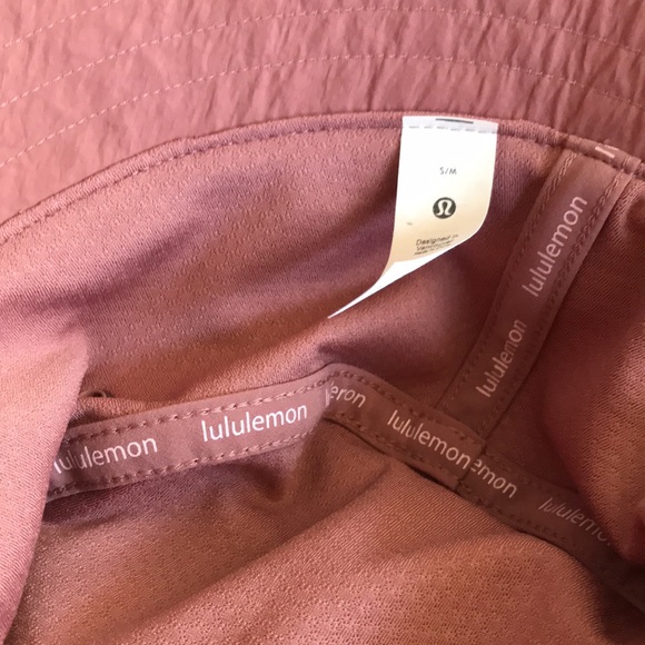 Muted mauve Lululemon bucket hat - Picture 3 of 4